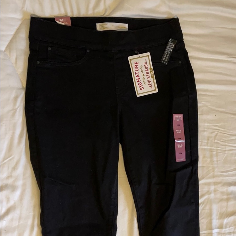 Levi Strauss Skinny pull on jeans